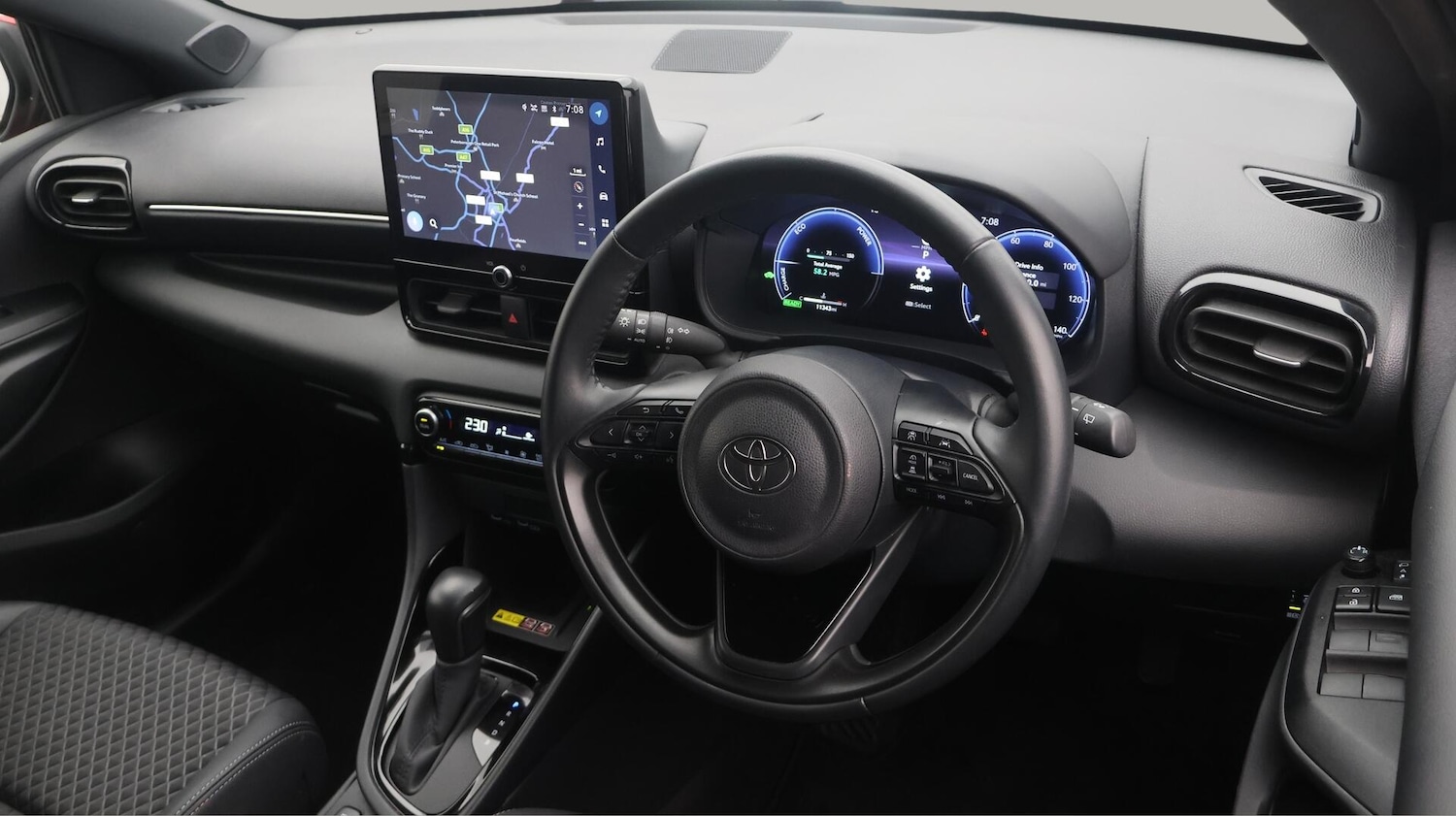 Used Toyota Yaris 2024 for sale - 76371138: Photo 10