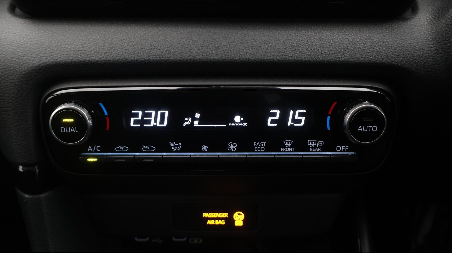 Used Toyota Yaris 2024 for sale - 76371138: Photo 13