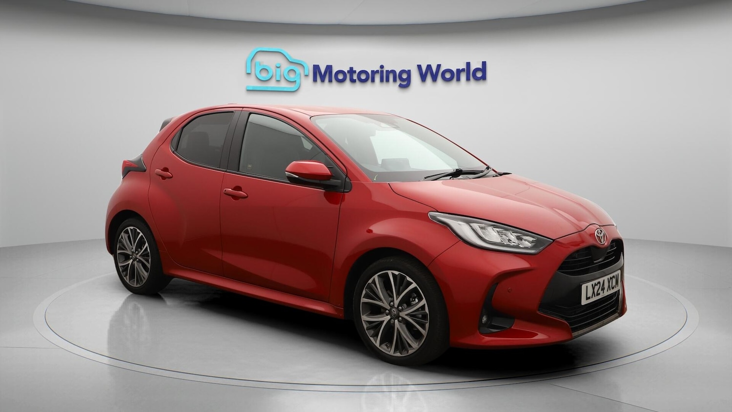 Used Toyota Yaris 2024 for sale - 76371138: Photo 2