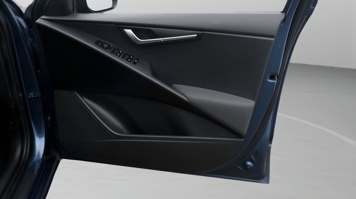 Used Kia Niro 2023 for sale - 77297223: Photo 15