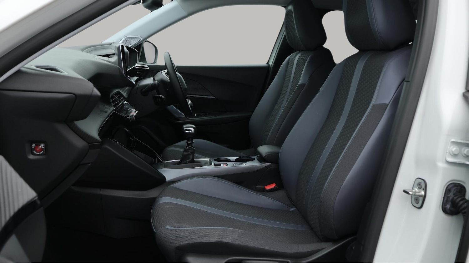 Used Peugeot 2008 2020 for sale - 76521787: Photo 15