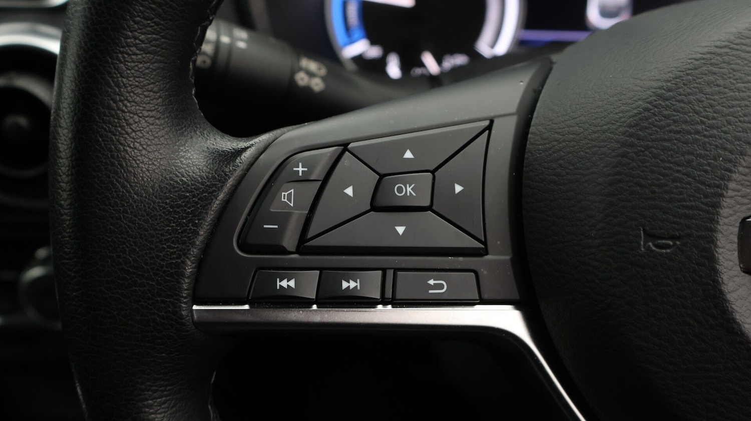 Used Nissan Juke 2023 for sale - 77603883: Photo 25