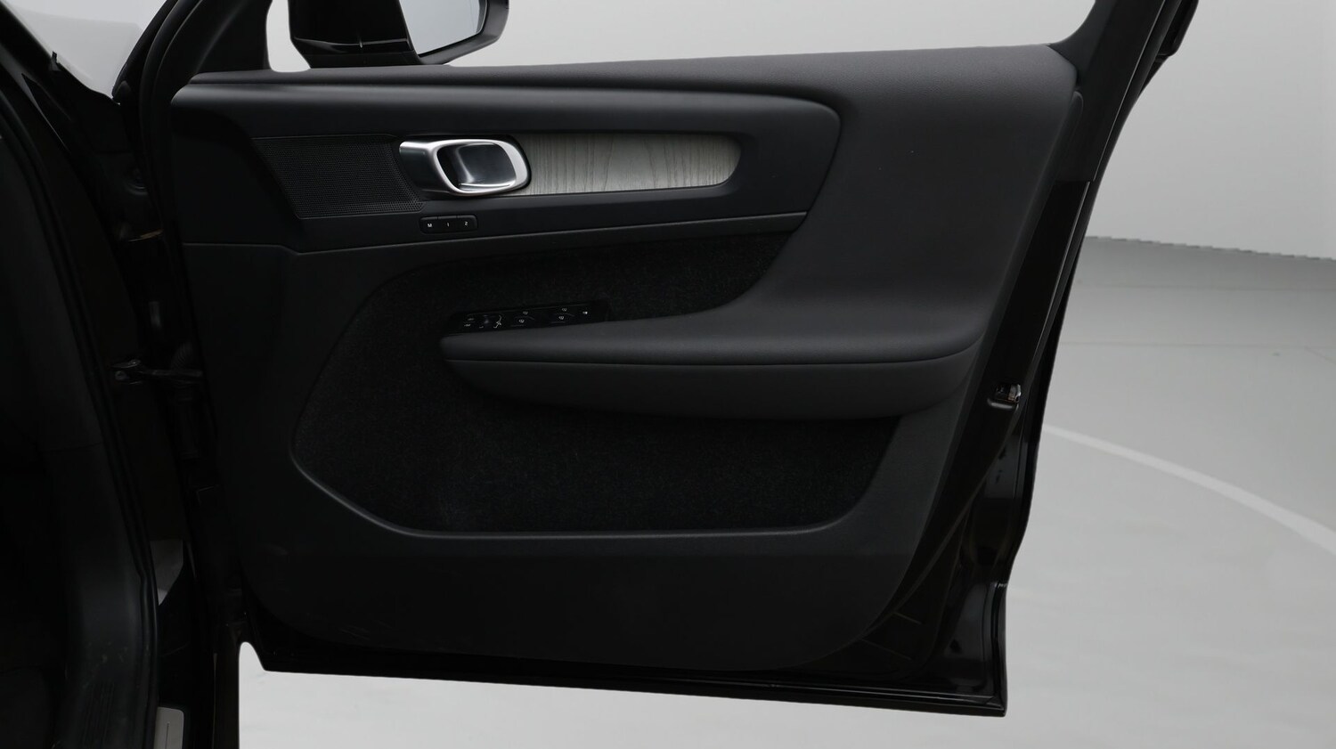 Used Volvo XC40 for sale - 77742524: Photo 15