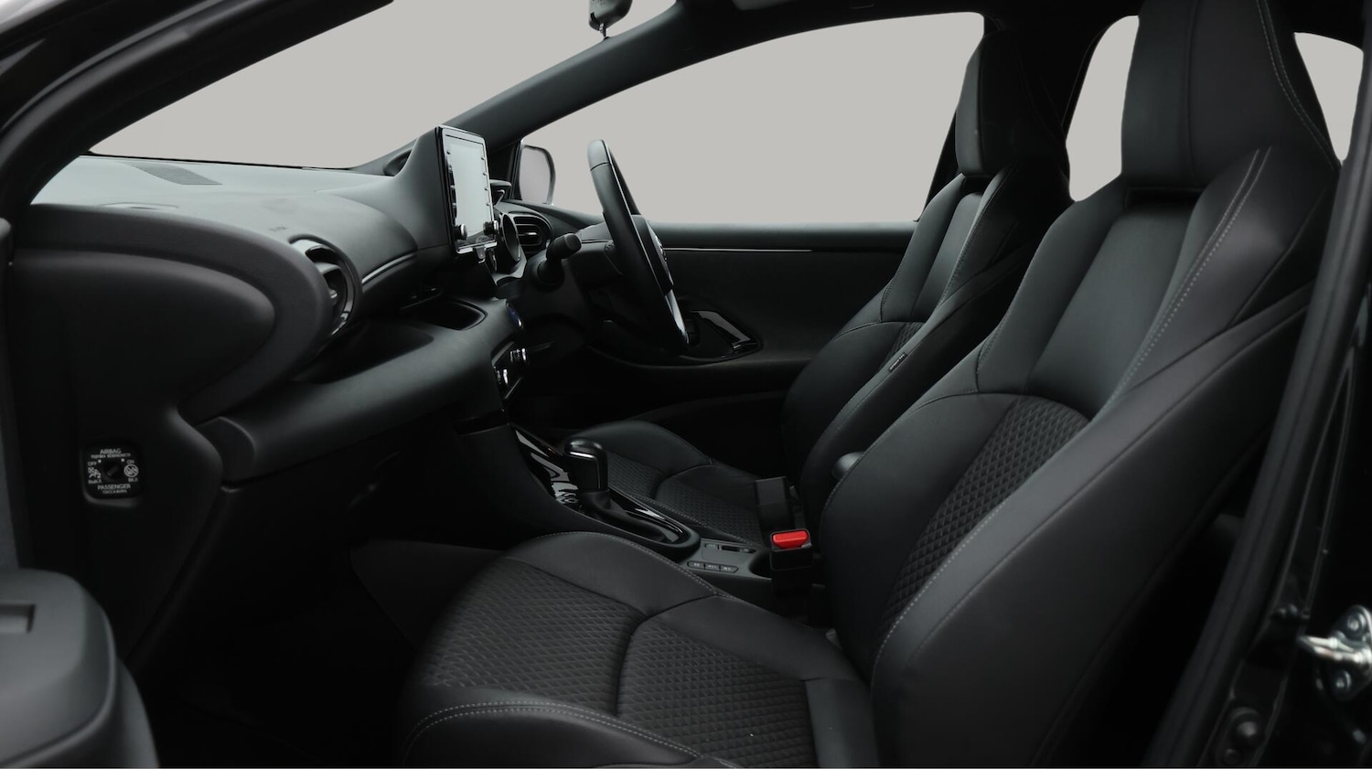 Used Toyota Yaris 2022 for sale - 76138694: Photo 15