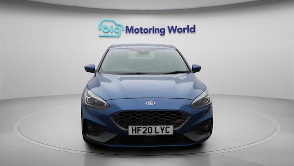 Used Ford Focus 2020 for sale - 76151227: Photo 3