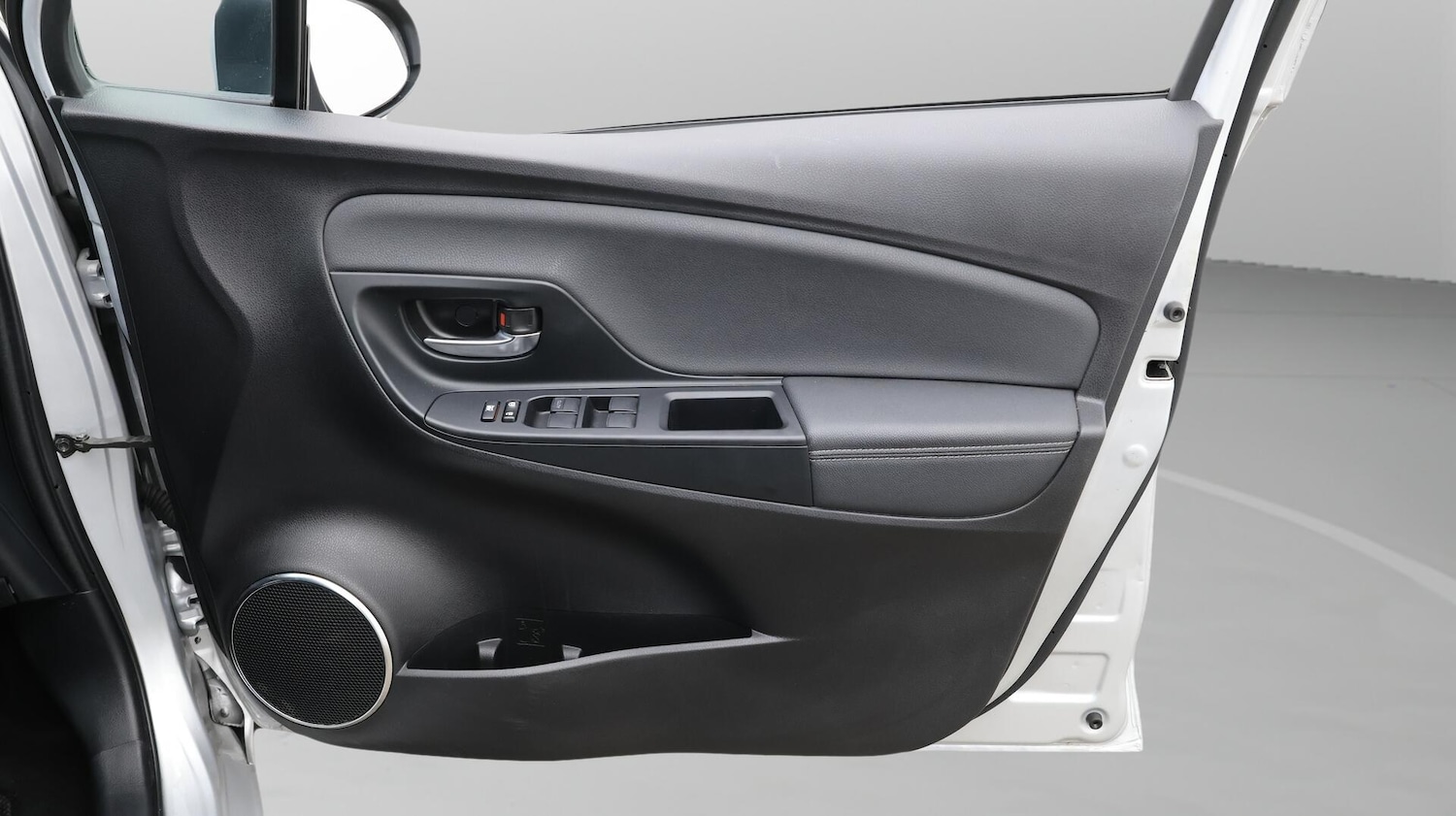 Used Toyota Yaris 2020 for sale - 76152115: Photo 16