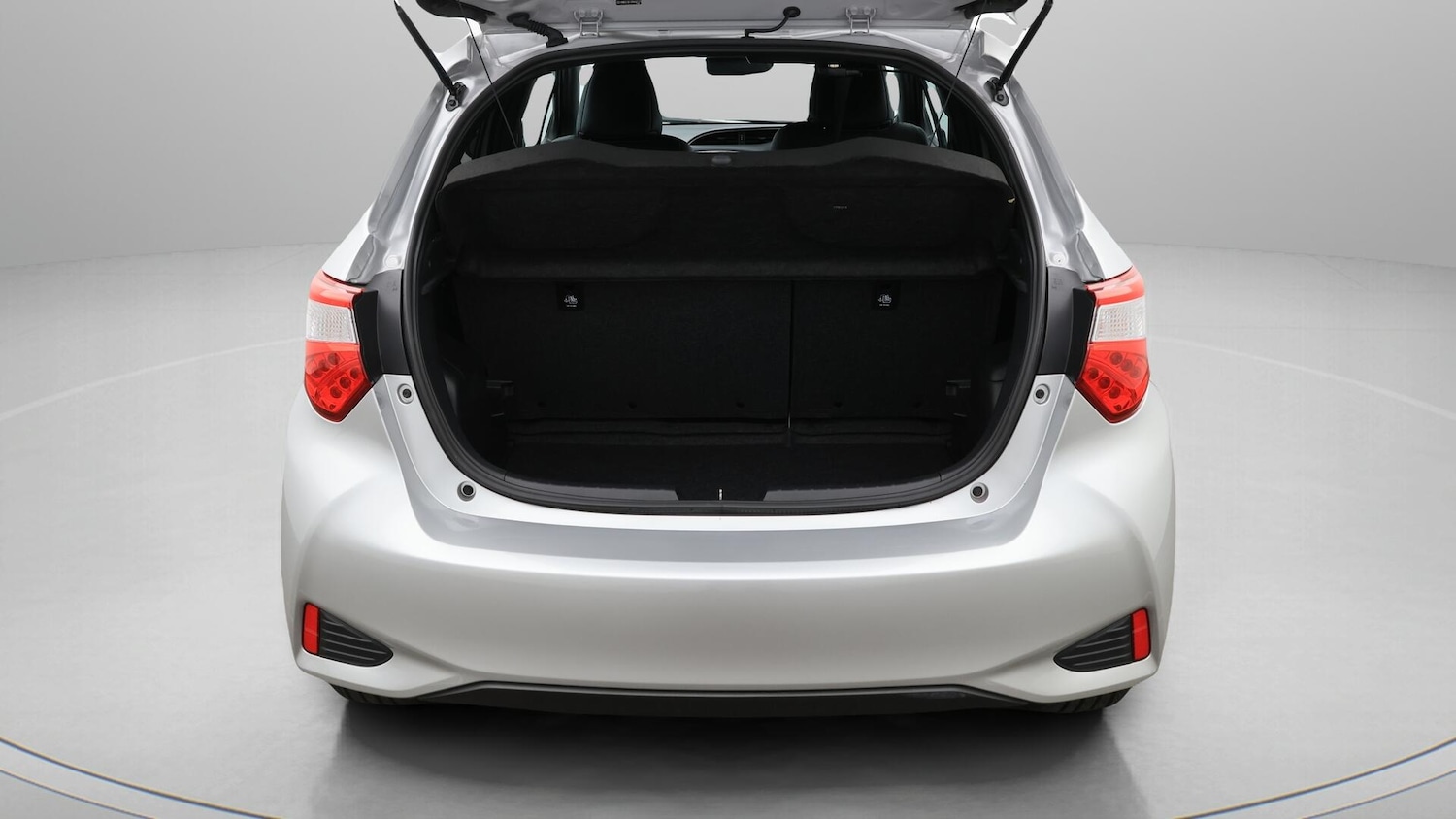 Used Toyota Yaris 2020 for sale - 76152115: Photo 18