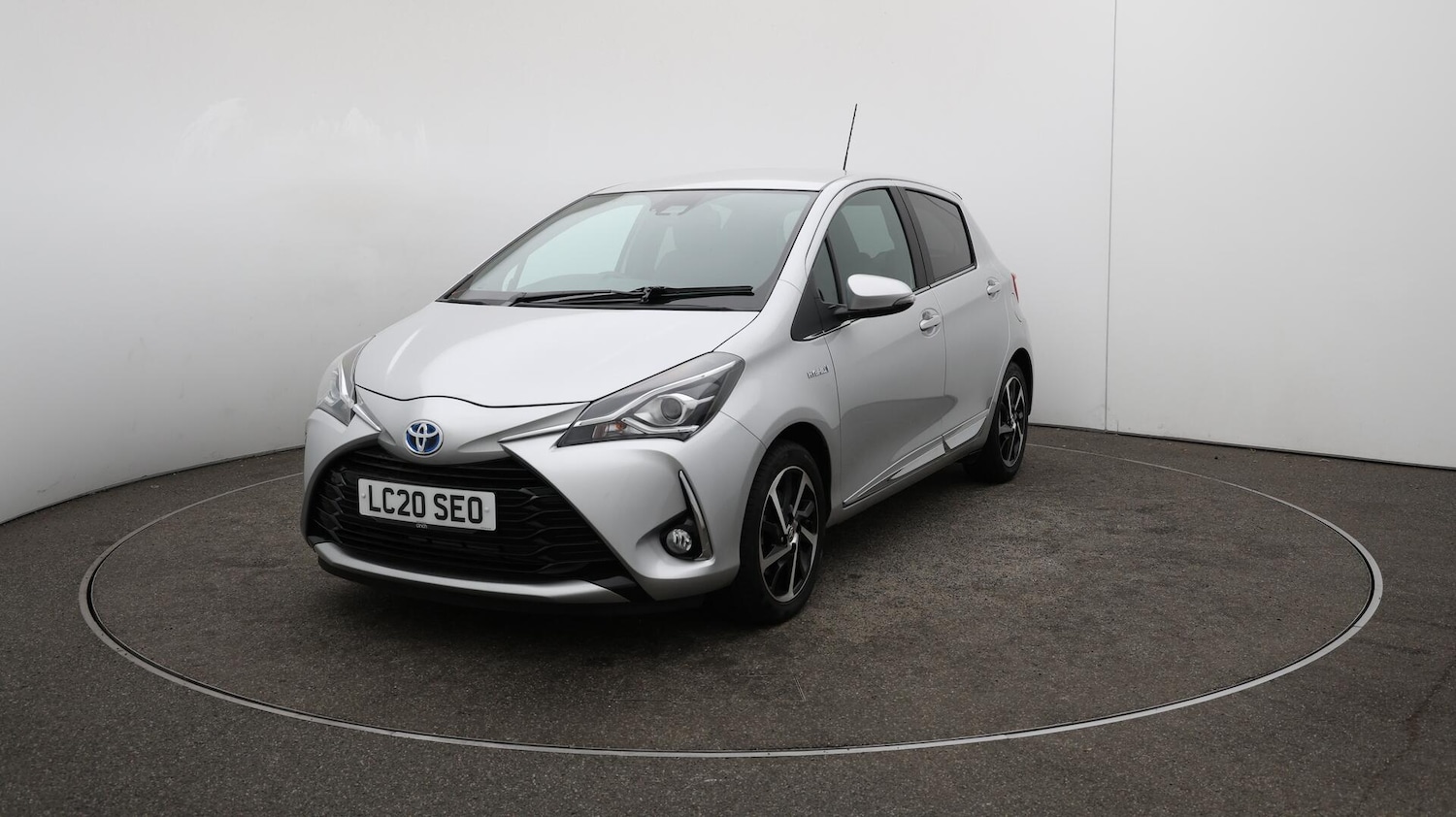 Used Toyota Yaris 2020 for sale - 76152115: Photo 37