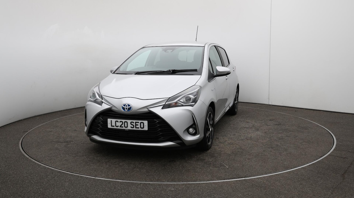 Used Toyota Yaris 2020 for sale - 76152115: Photo 38