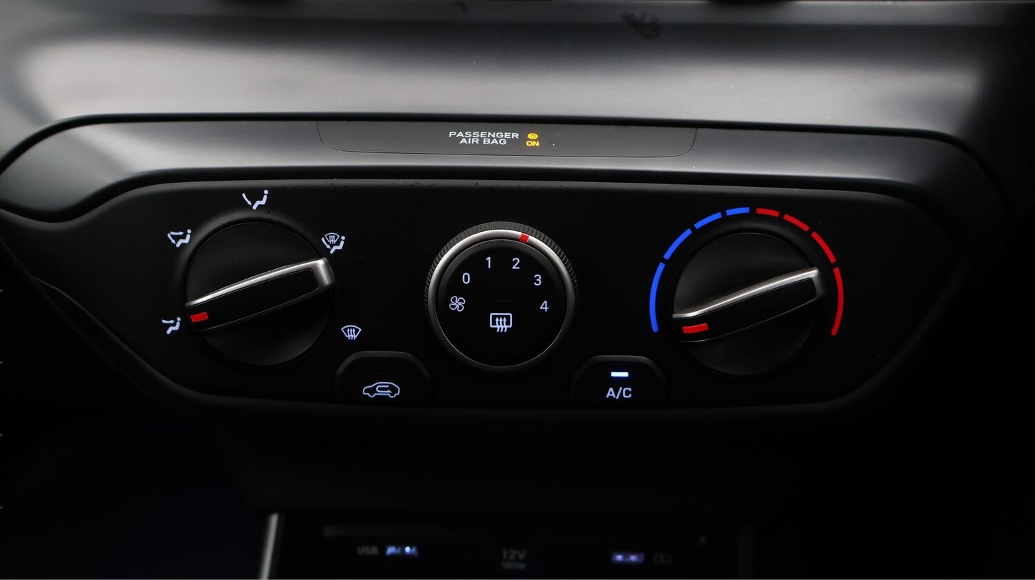 Used Hyundai BAYON 2023 for sale - 77819082: Photo 12