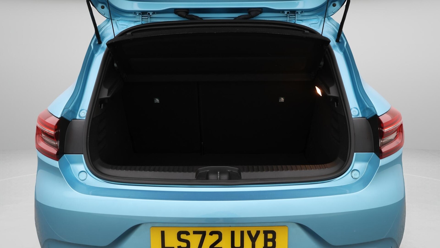 Used Renault Clio 2022 for sale - 76735070: Photo 18