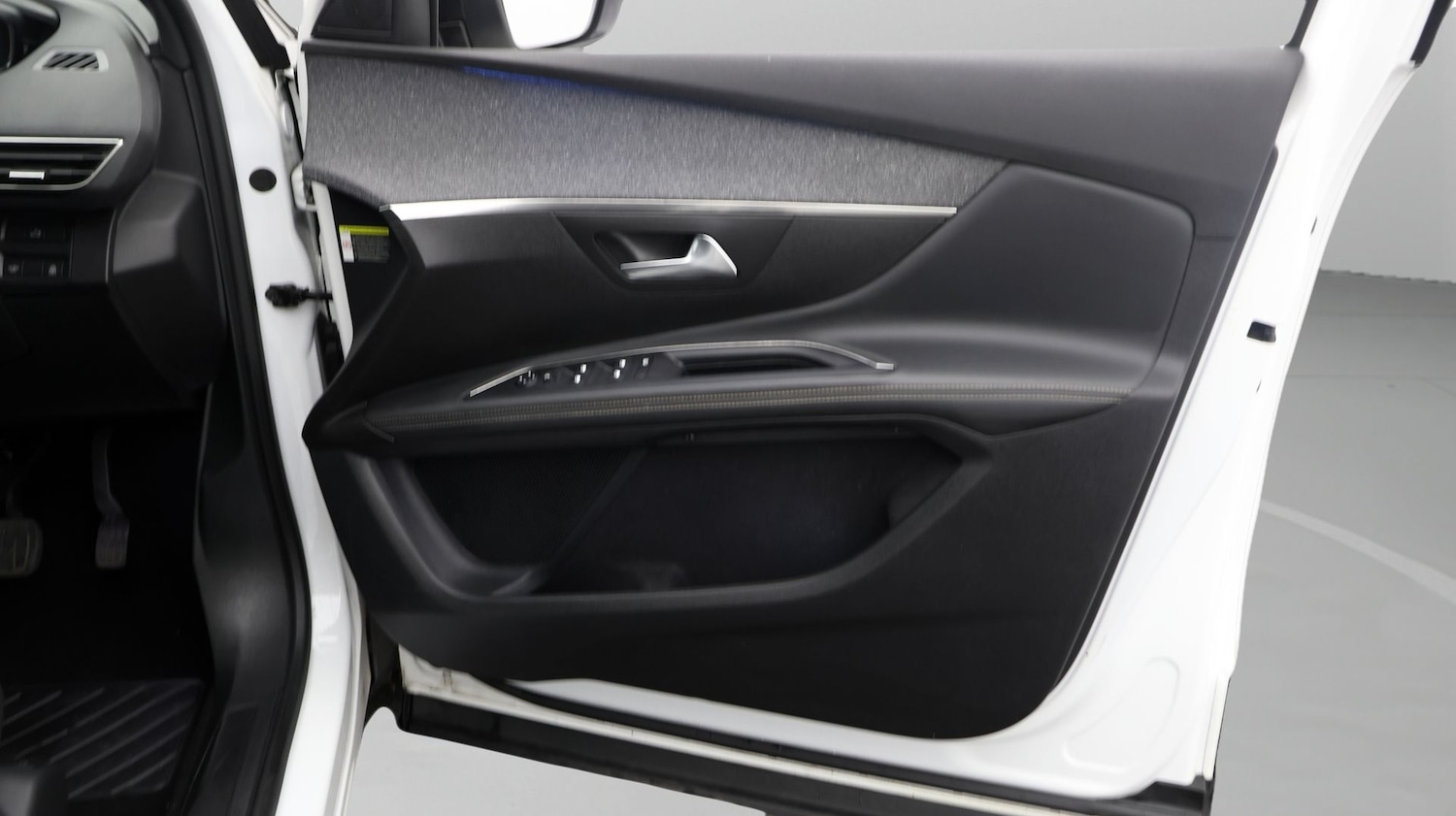 Used Peugeot 5008 2020 for sale - 77529361: Photo 15