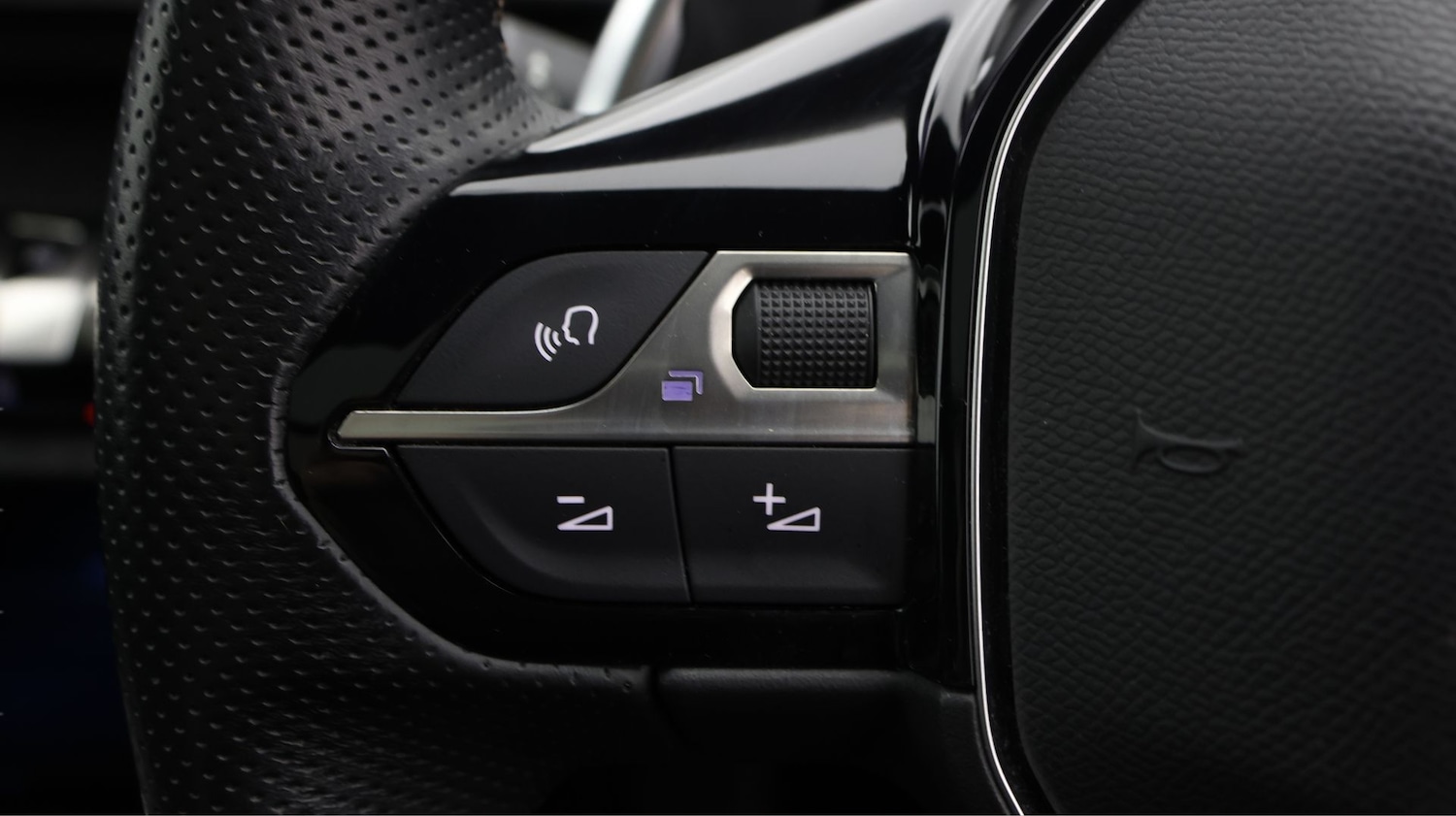 Used Peugeot 5008 2020 for sale - 77529361: Photo 23