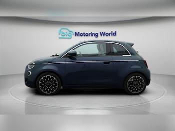 Used Fiat 500e 2024 for sale - 77749626: Photo