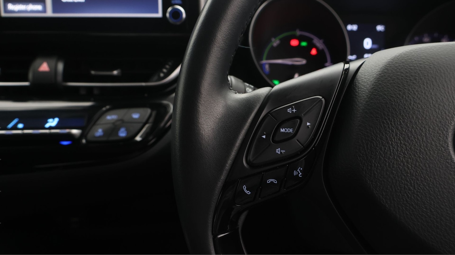 Used Toyota C-HR 2023 for sale - 77379365: Photo 20