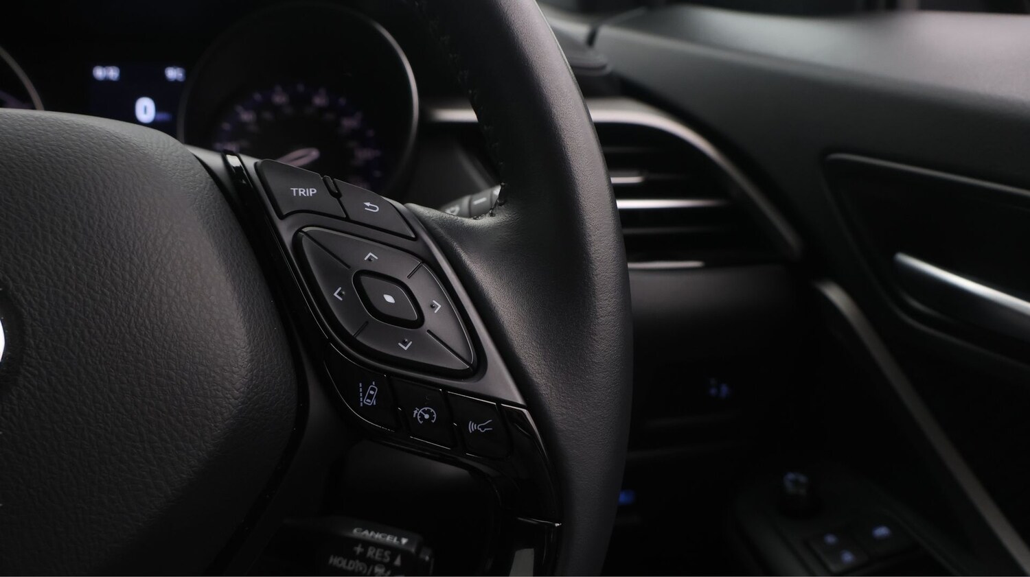 Used Toyota C-HR 2023 for sale - 77379365: Photo 23