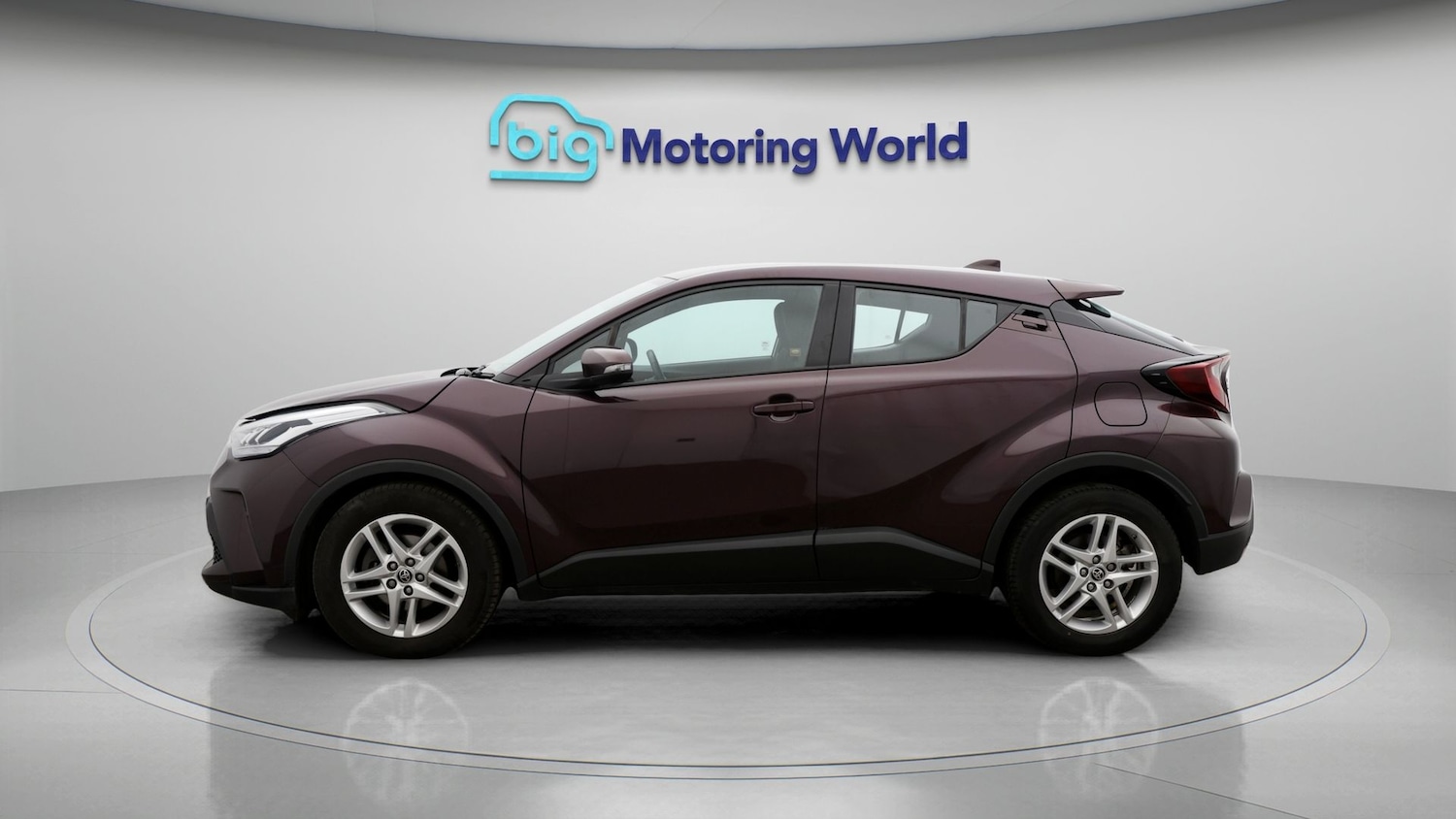 Used Toyota C-HR 2023 for sale - 77379365: Photo 4