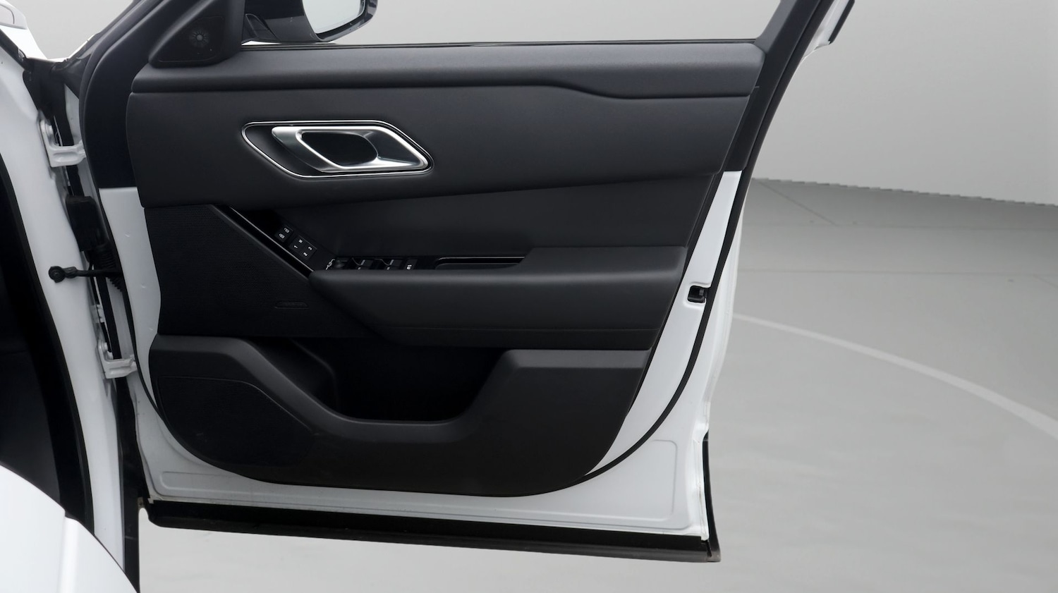 Used Land Rover Range Rover Velar 2023 for sale - 77650984: Photo 15