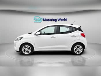 Used Hyundai i10 2023 for sale - 79732844: Photo
