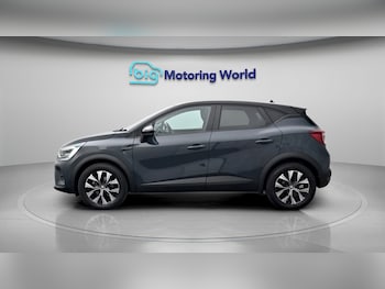 Used Renault Captur 2023 for sale - 79055519: Photo