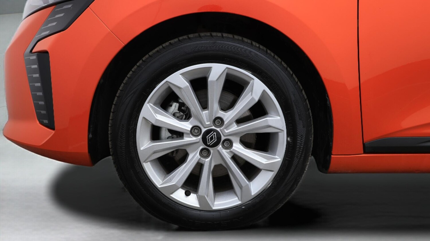 Used Renault Clio 2024 for sale - 76361486: Photo 19