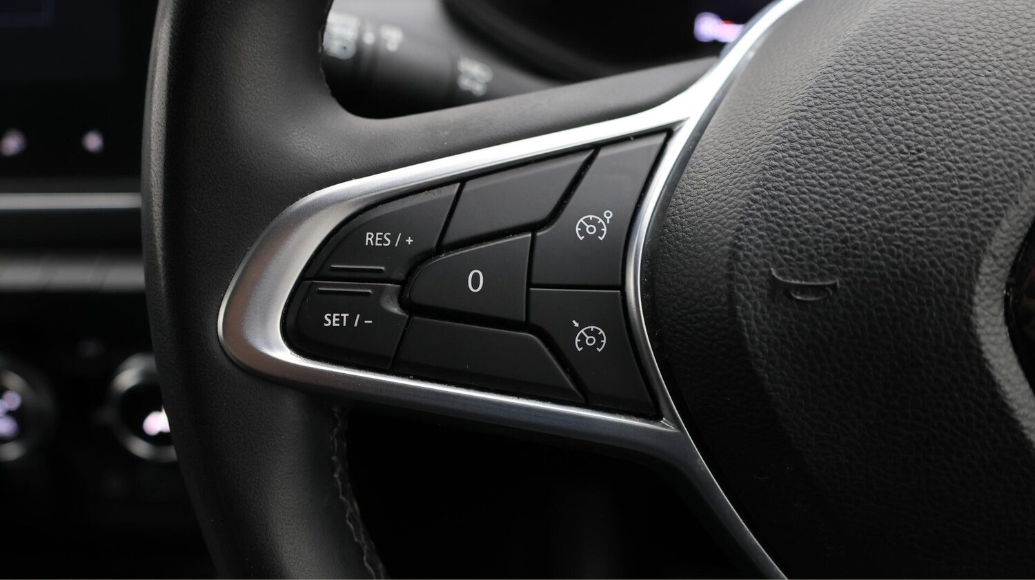 Used Renault Clio 2024 for sale - 76361486: Photo 23