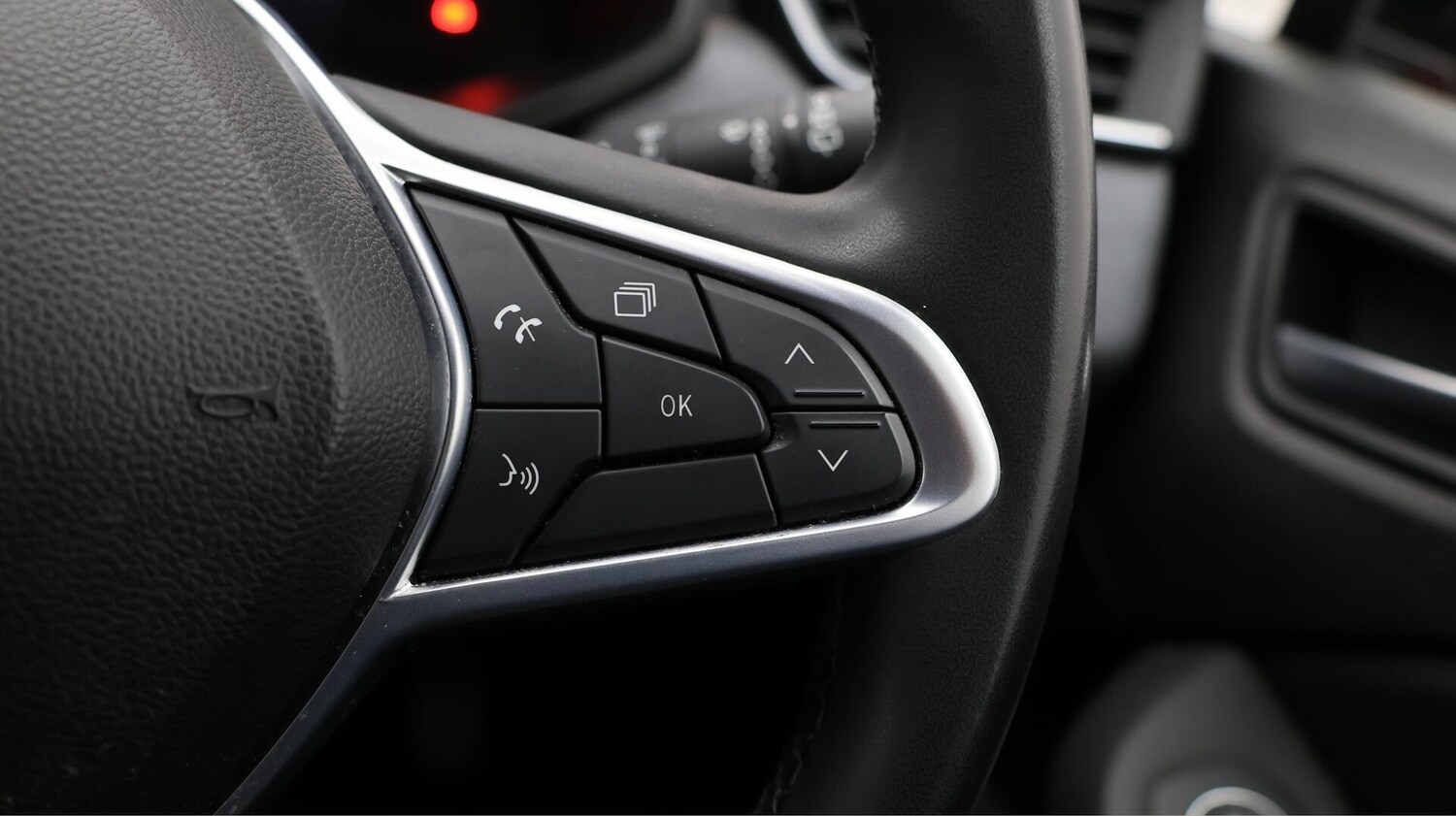 Used Renault Clio 2024 for sale - 76361486: Photo 24