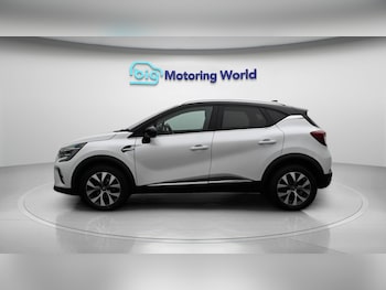 Used Renault Captur 2020 for sale - 79477211: Photo
