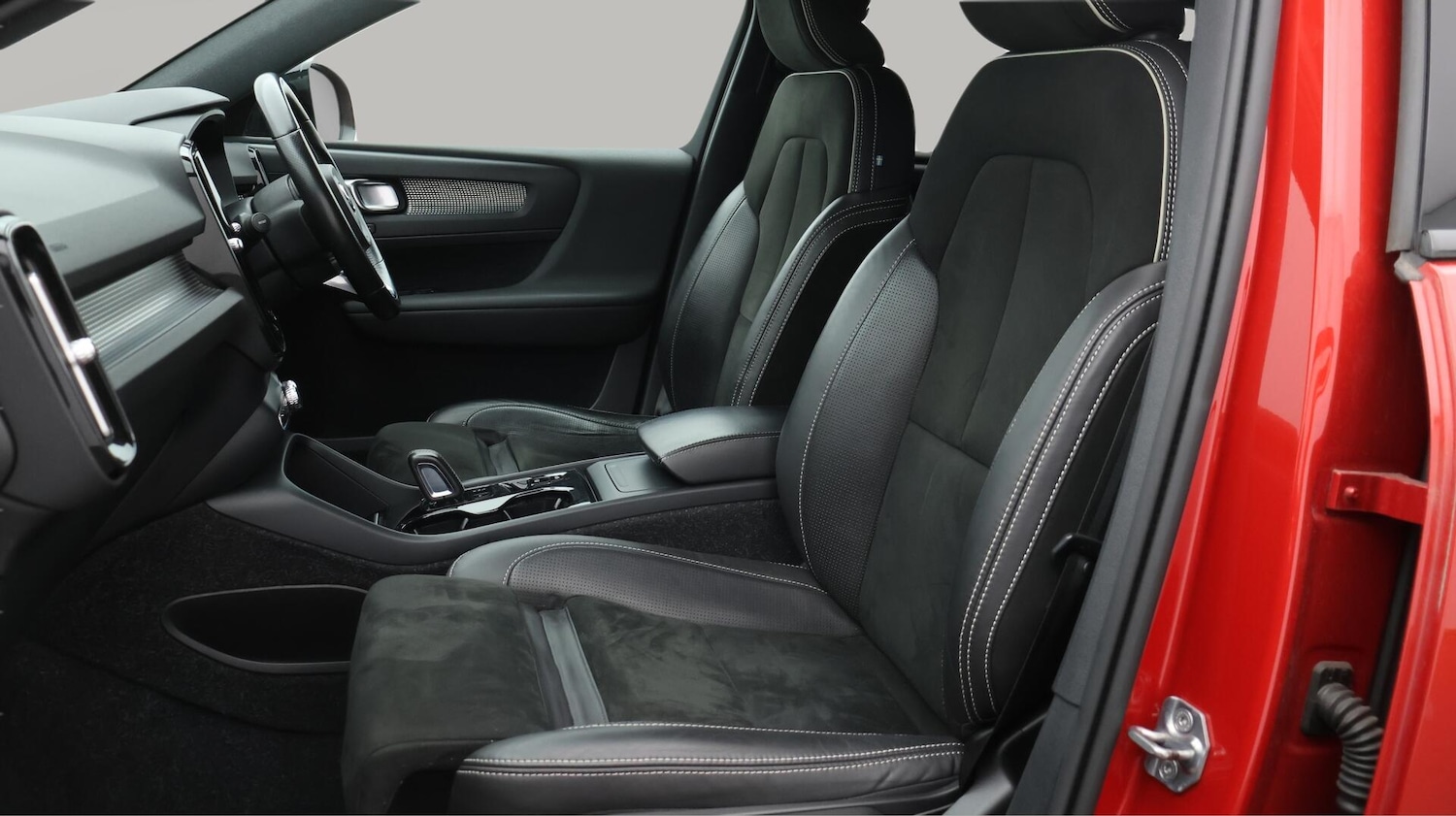 Used Volvo XC40 2020 for sale - 76441331: Photo 15