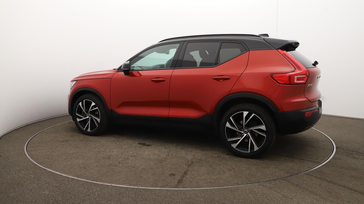 Used Volvo XC40 2020 for sale - 76441331: Photo 46