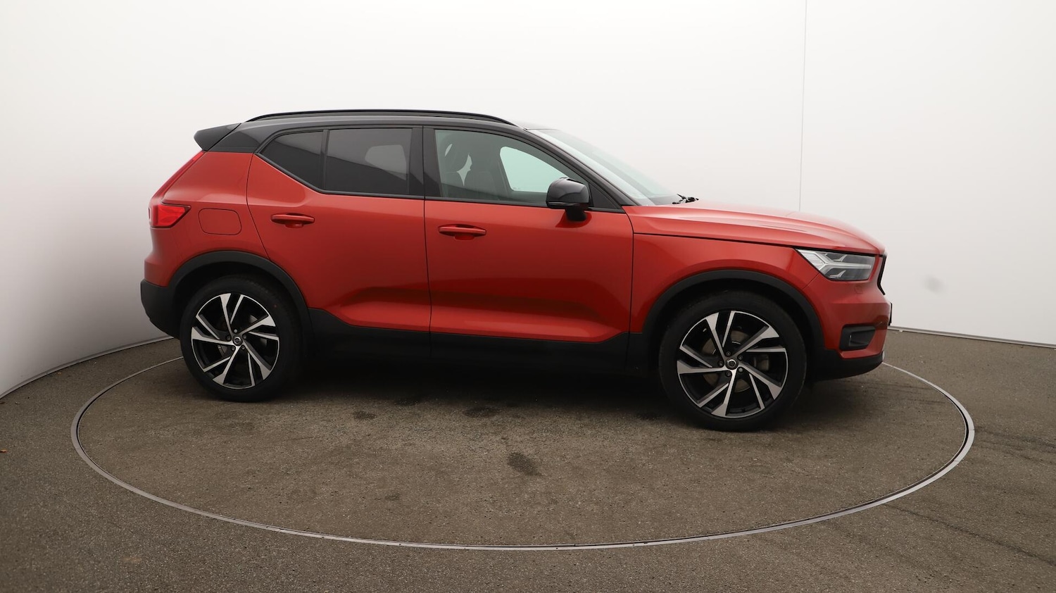 Used Volvo XC40 2020 for sale - 76441331: Photo 47