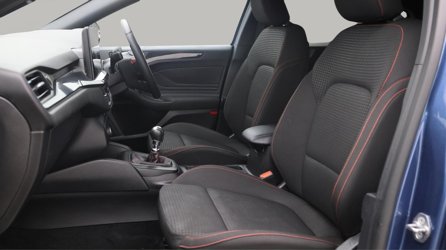 Used Ford Focus 2023 for sale - 76432735: Photo 15