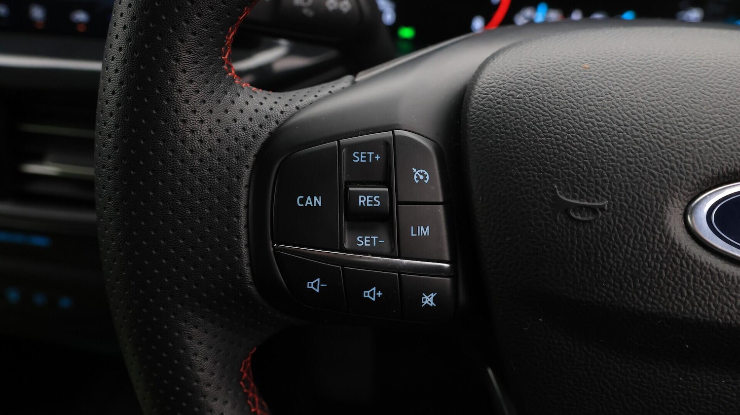 Used Ford Focus 2023 for sale - 76432735: Photo 24