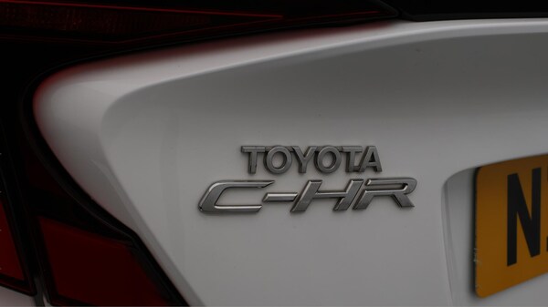 Used Toyota C-HR 2023 for sale - 75635456: Photo 21