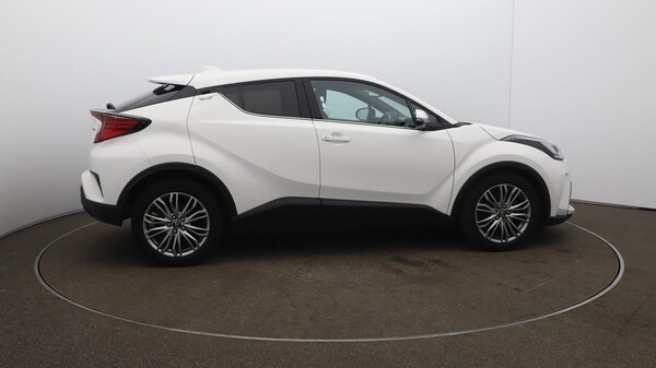 Used Toyota C-HR 2023 for sale - 75635456: Photo 51