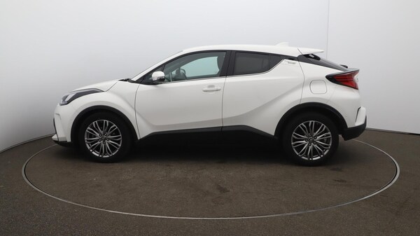 Used Toyota C-HR 2023 for sale - 75635456: Photo 65