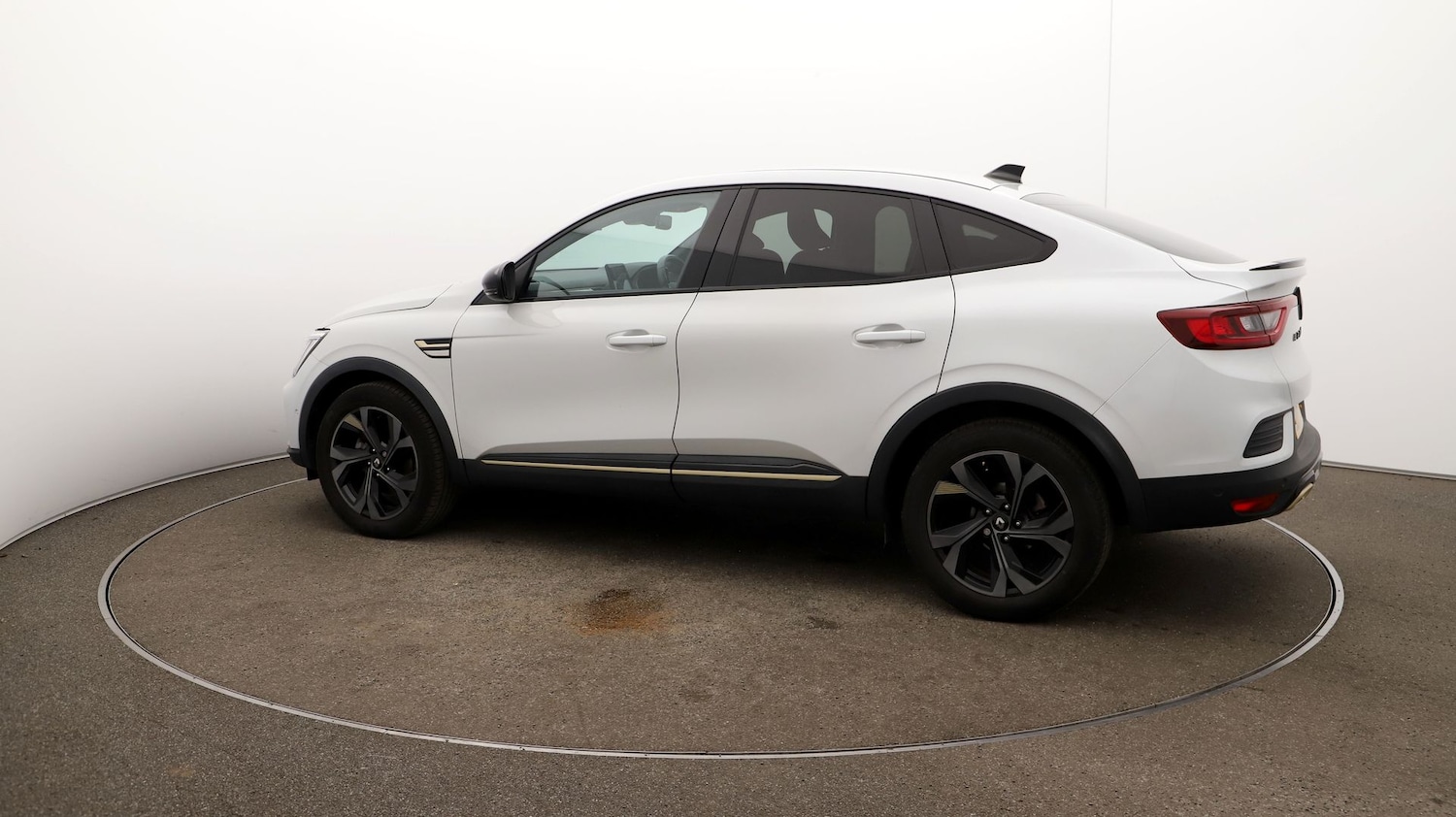 Used Renault Arkana 2023 for sale - 76969881: Photo 39