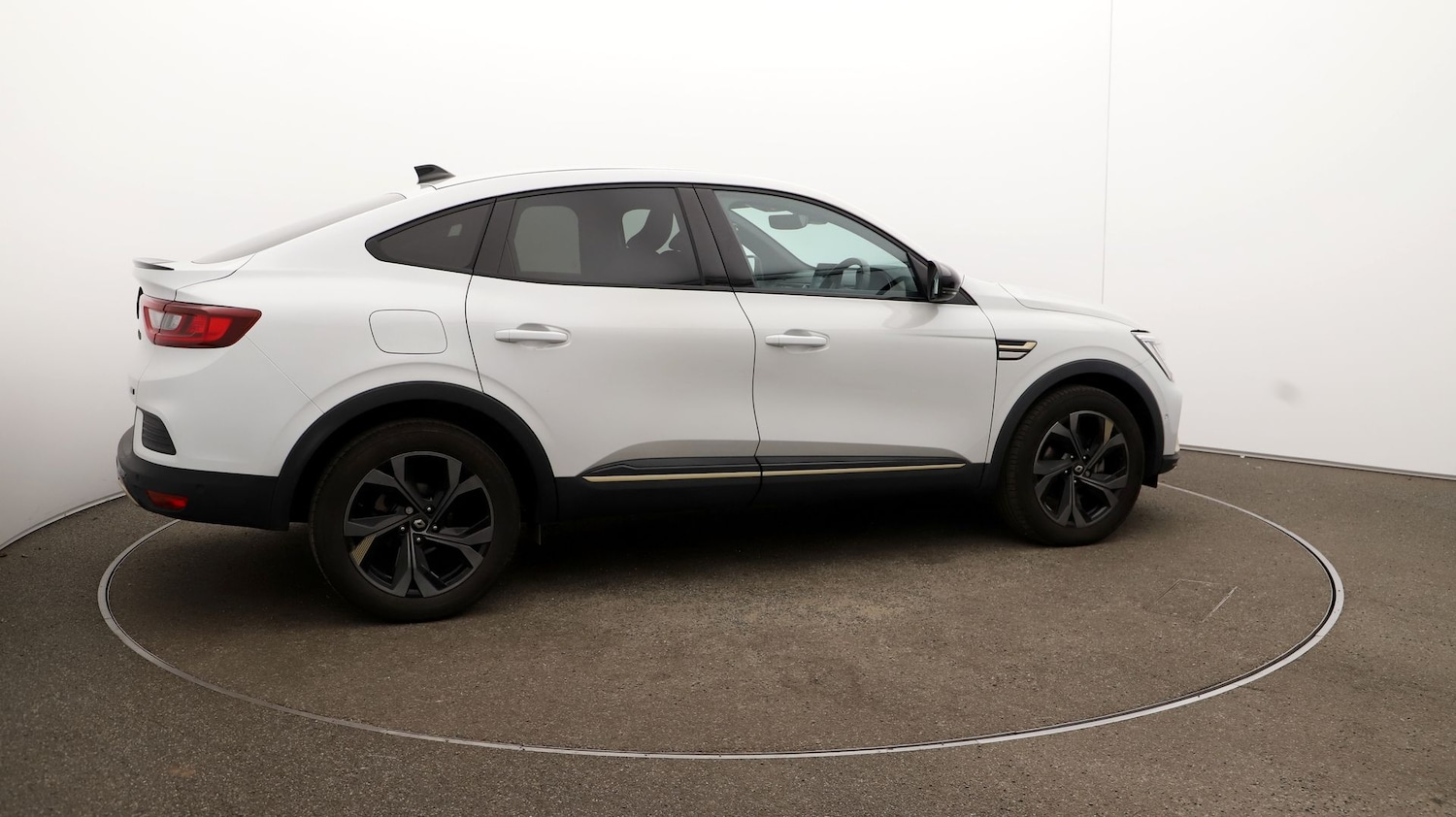 Used Renault Arkana 2023 for sale - 76969881: Photo 43