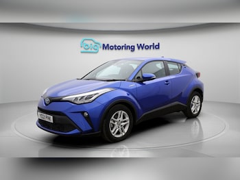Used Toyota C-HR 2021 for sale - 77137161: Photo