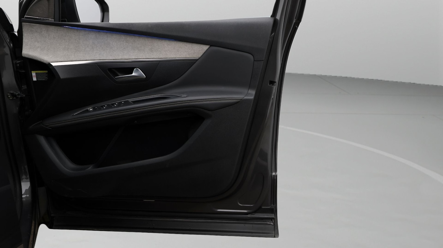 Used Peugeot 3008 2023 for sale - 77729216: Photo 15