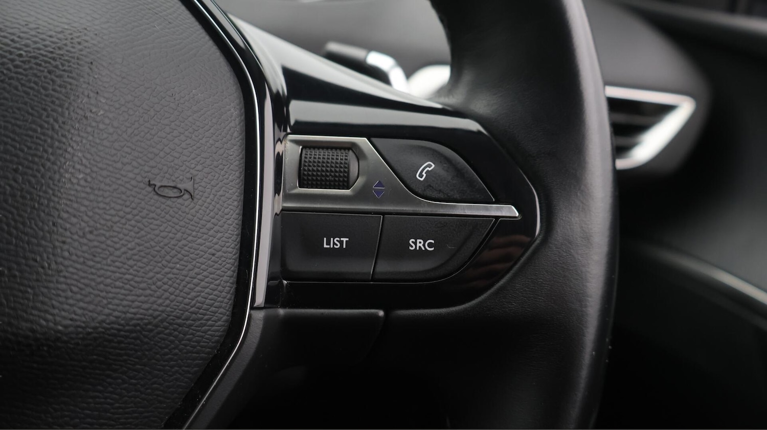 Used Peugeot 3008 2021 for sale - 76780625: Photo 26