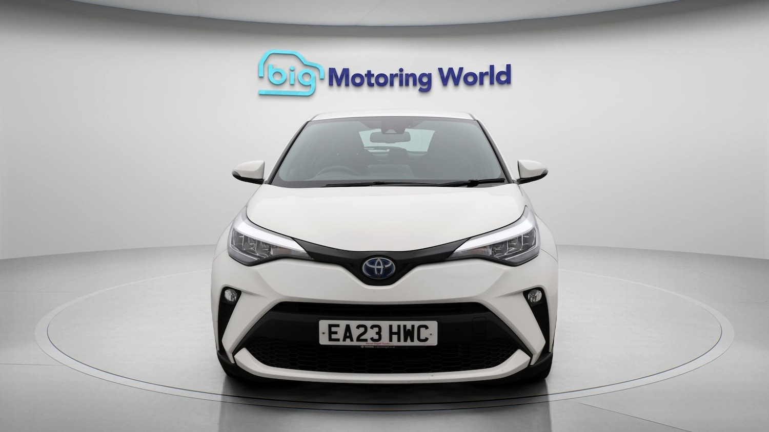 Used Toyota C-HR 2023 for sale - 77182179: Photo 2