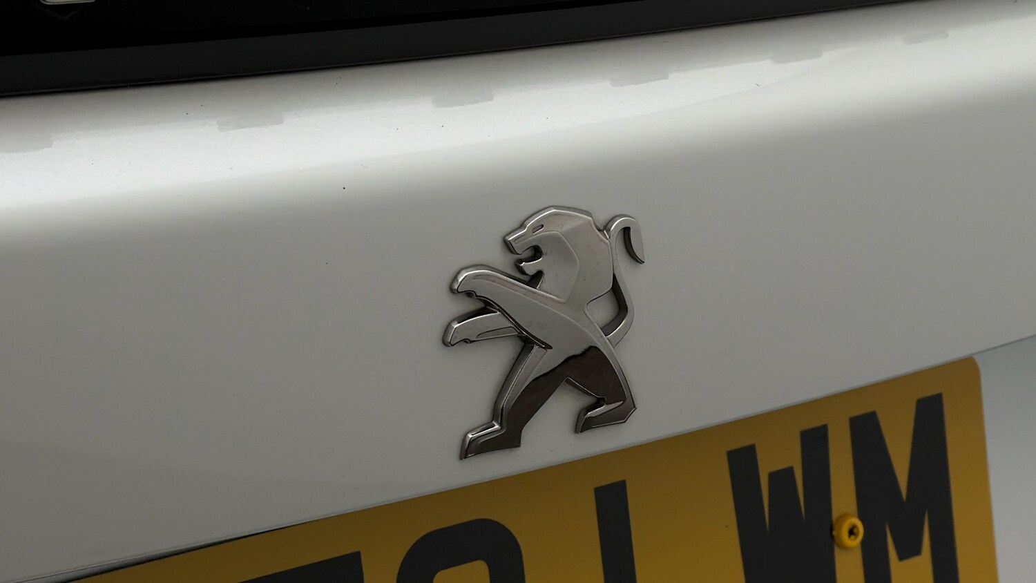 Used Peugeot E-2008 2022 for sale - 78079315: Photo 19