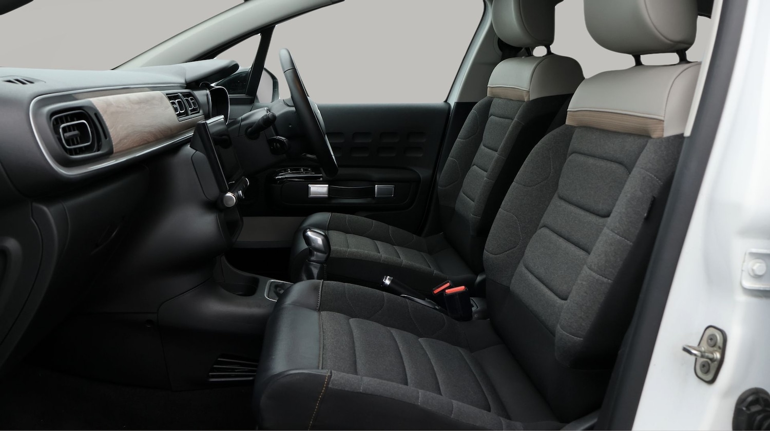 Used Citroen C3 2023 for sale - 77210964: Photo 14