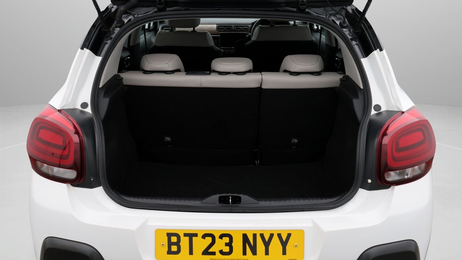 Used Citroen C3 2023 for sale - 77210964: Photo 17