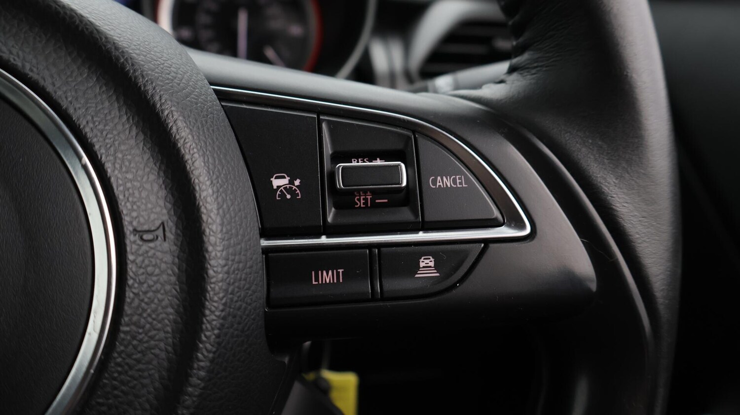 Used Suzuki Swift 2022 for sale - 76607164: Photo 28