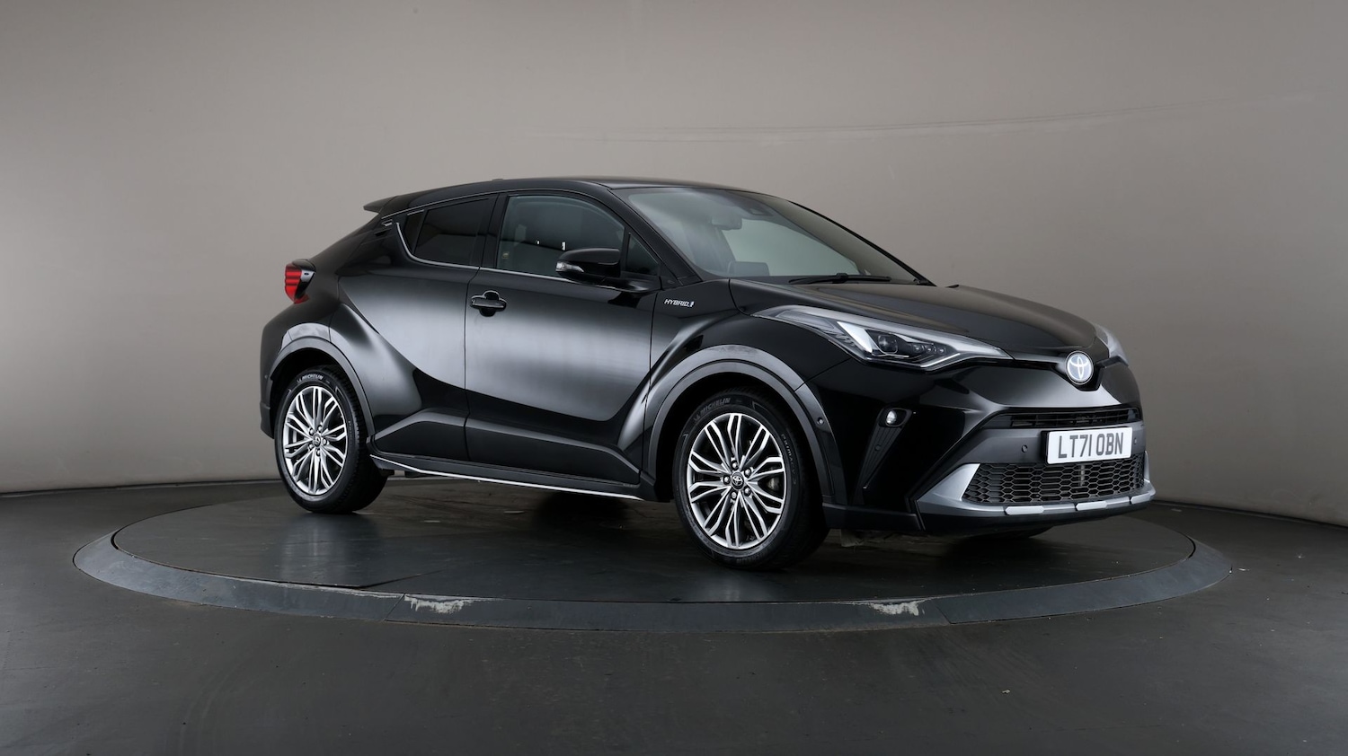 Used Toyota C-HR 2021 for sale - 76811795: Photo 47