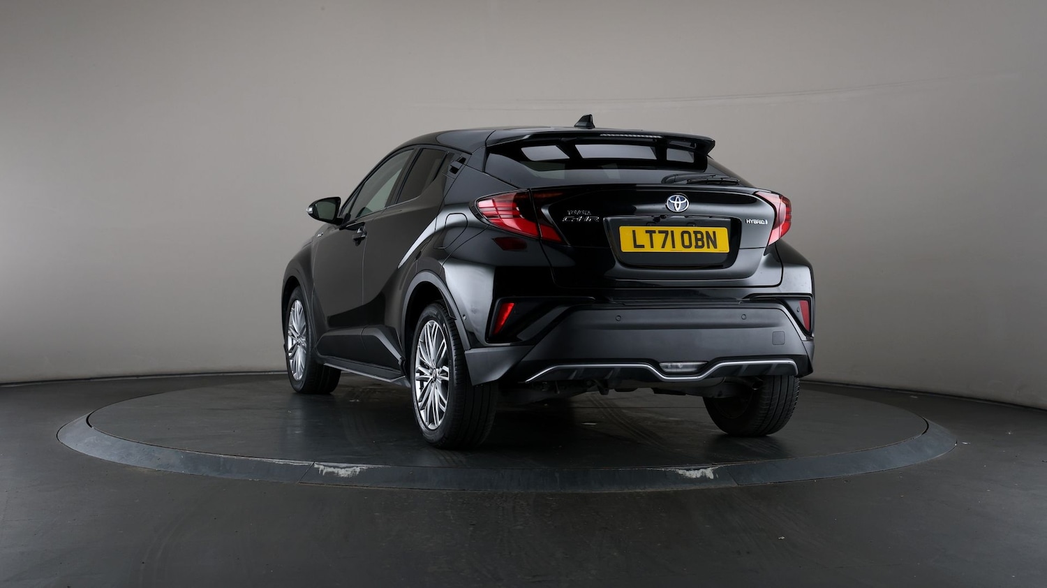 Used Toyota C-HR 2021 for sale - 76811795: Photo 50