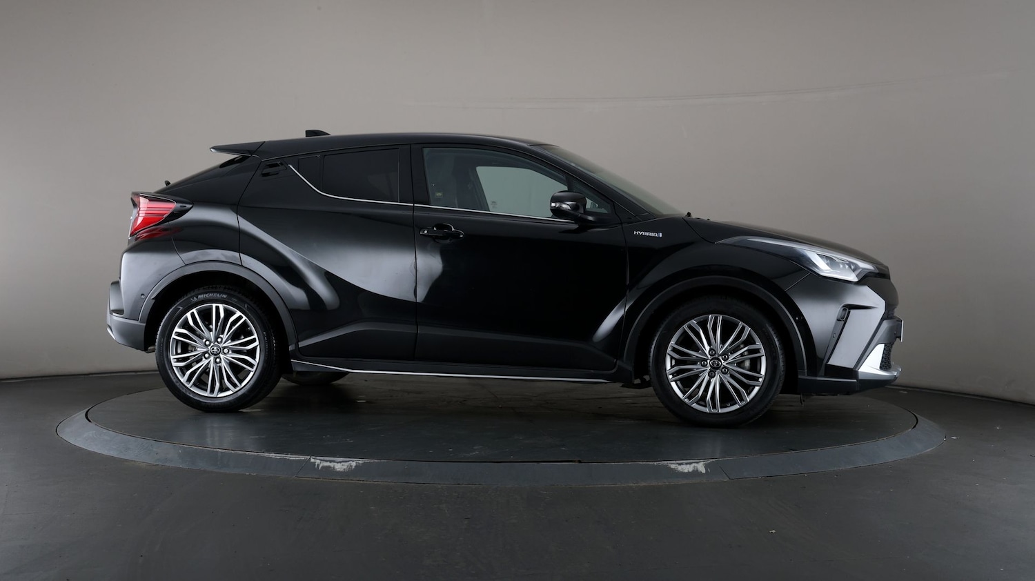 Used Toyota C-HR 2021 for sale - 76811795: Photo 52