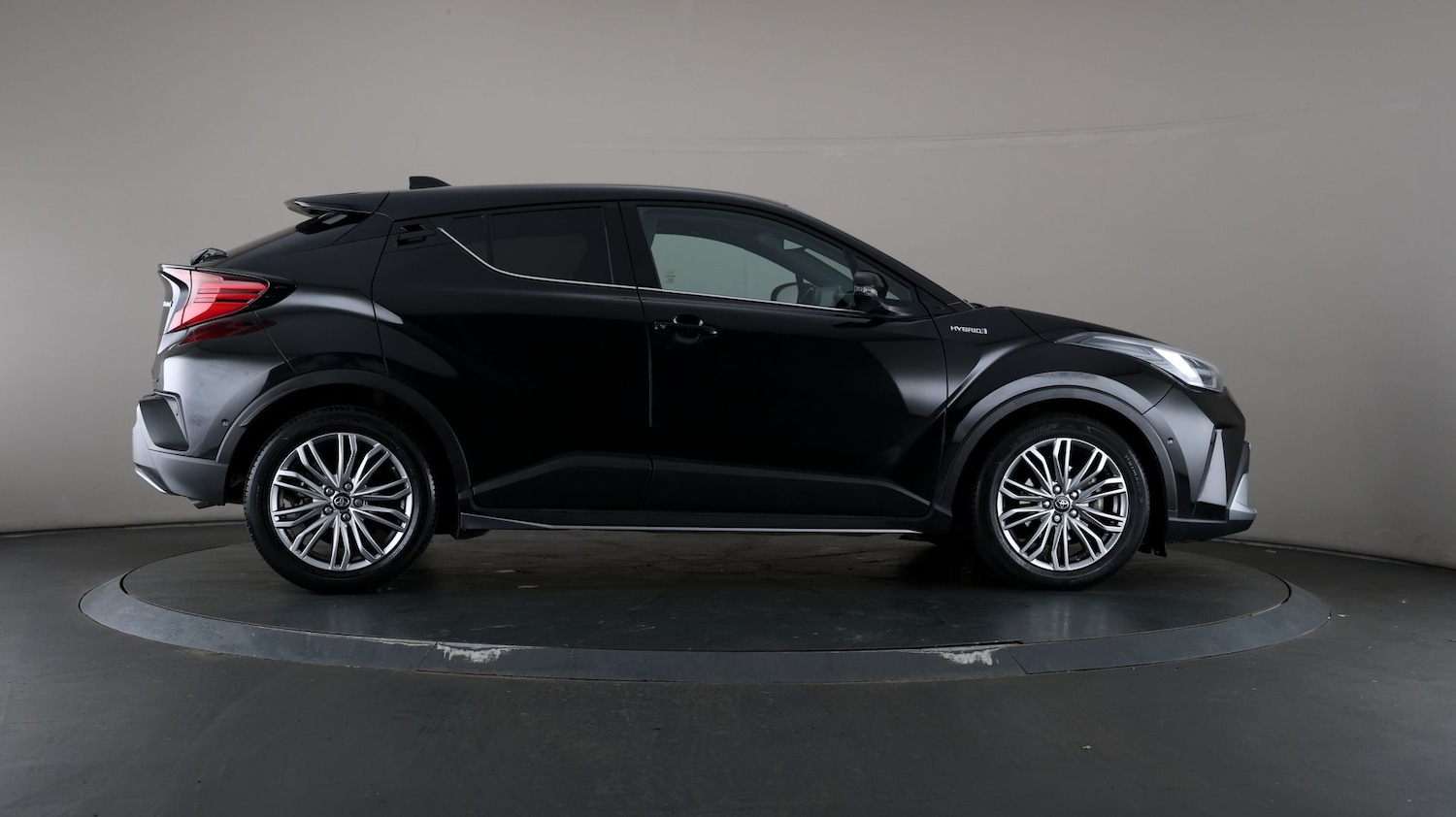 Used Toyota C-HR 2021 for sale - 76811795: Photo 54